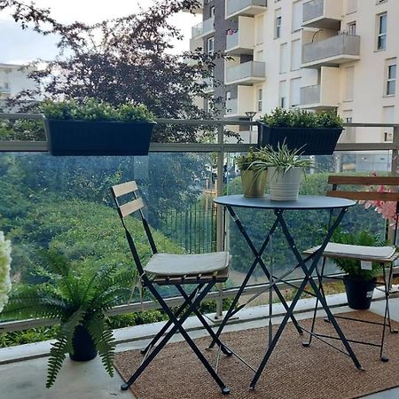 Studio Charmant Cergy Le Haut Au Pied De La Gare ! Parking Prive !公寓 外观 照片