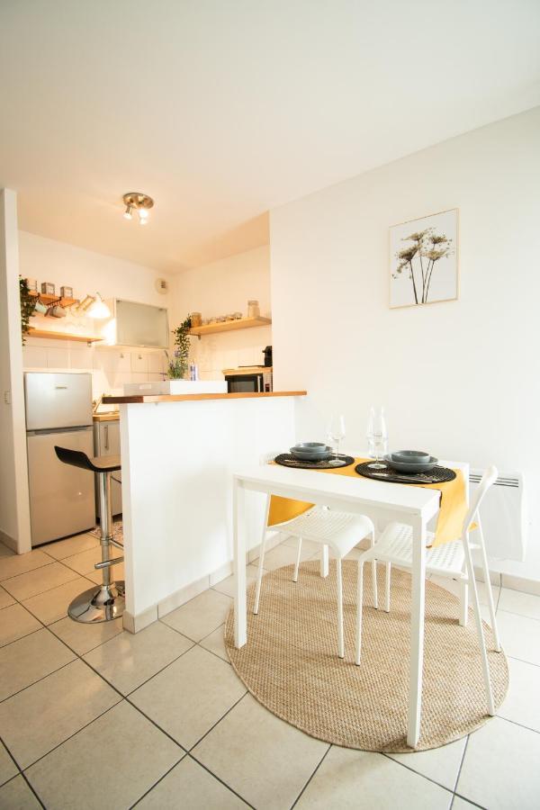 Studio Charmant Cergy Le Haut Au Pied De La Gare ! Parking Prive !公寓 外观 照片