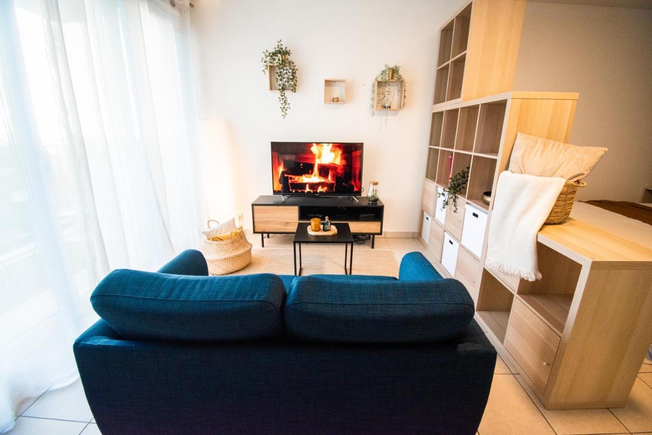 Studio Charmant Cergy Le Haut Au Pied De La Gare ! Parking Prive !公寓 外观 照片